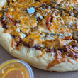 misstee bbq jerk chicken pizza